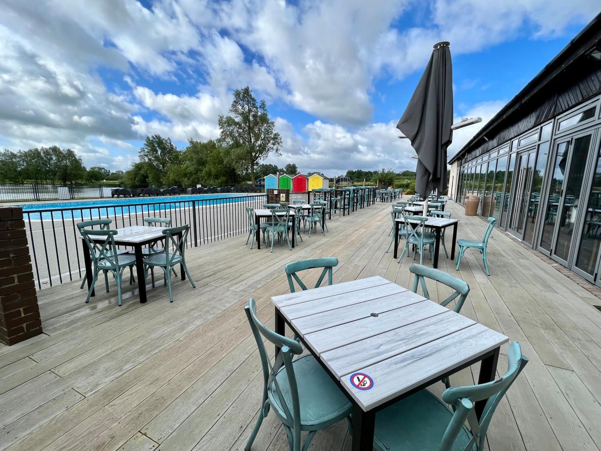 Reeds View Holiday Lodge South Cerney Exteriér fotografie