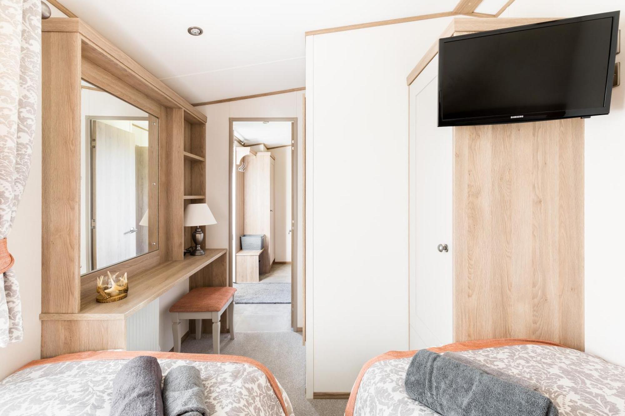 Reeds View Holiday Lodge South Cerney Exteriér fotografie